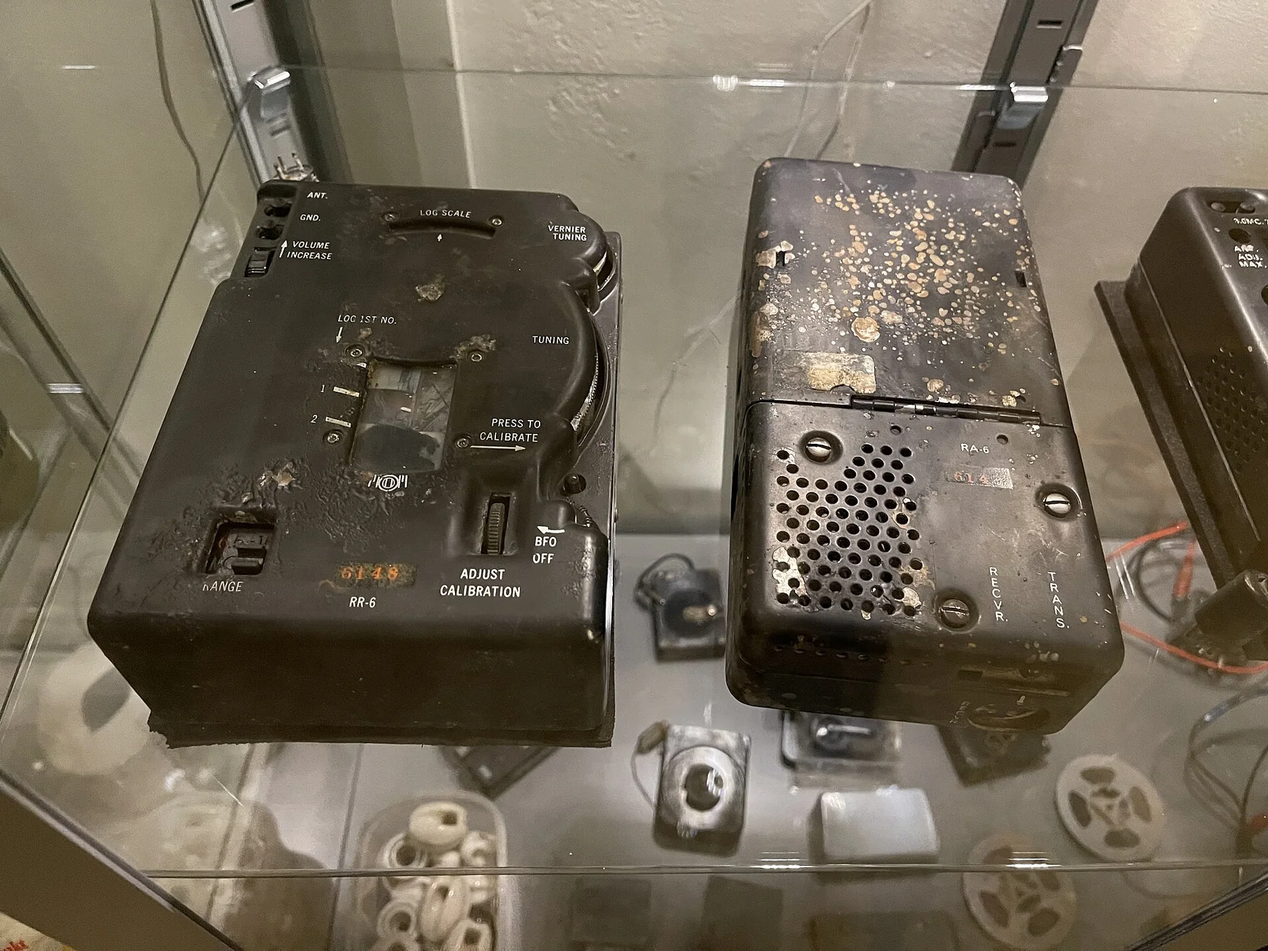 Museum object/equipment context tied to Norwegian stay-behind training history.